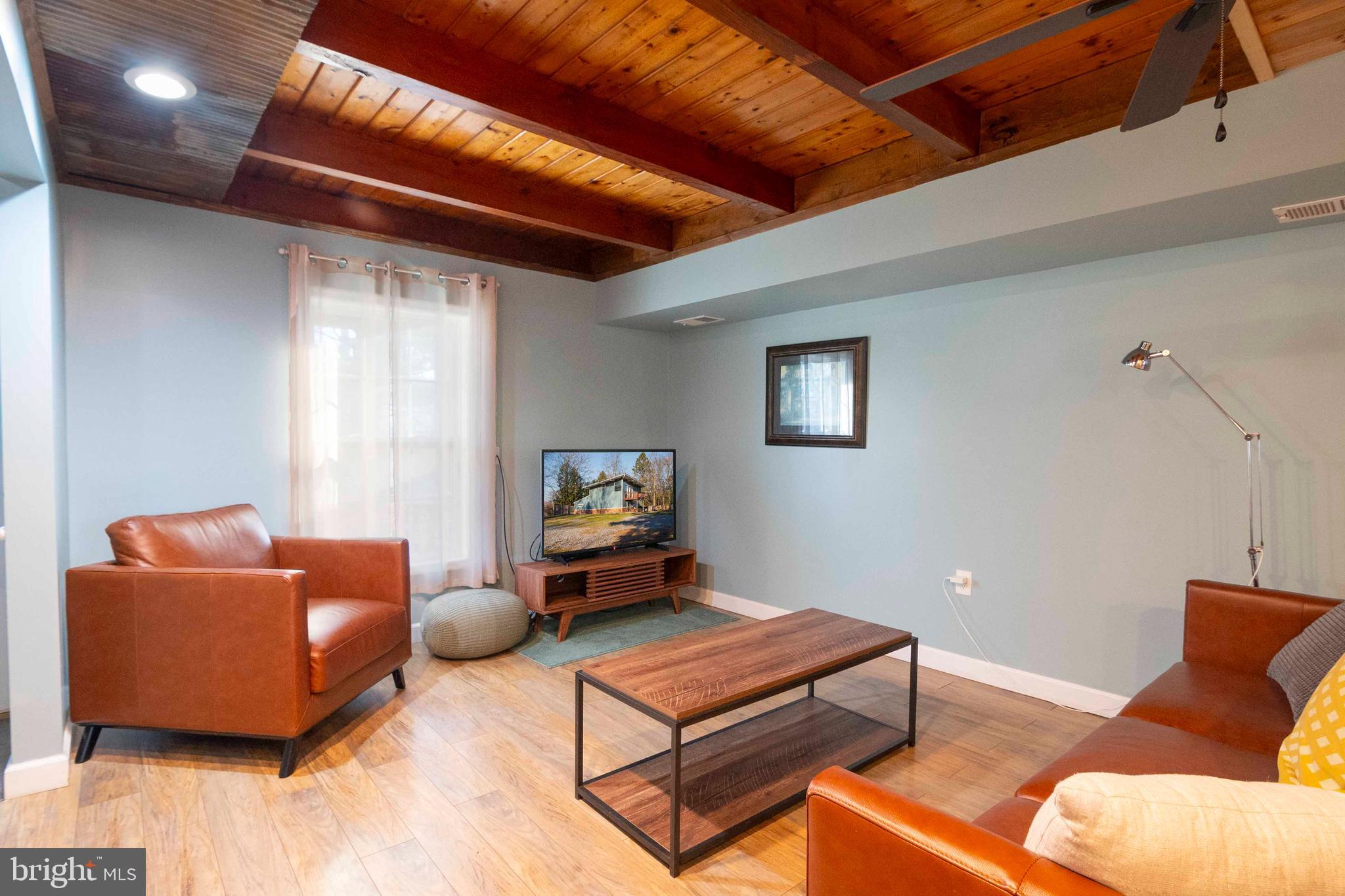 KEYES FERRY ACRES - Residential