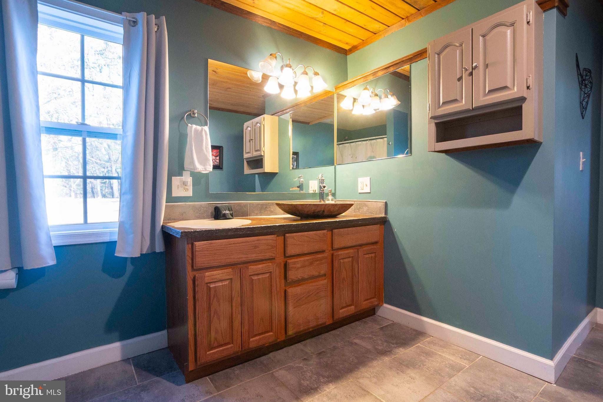 KEYES FERRY ACRES - Residential