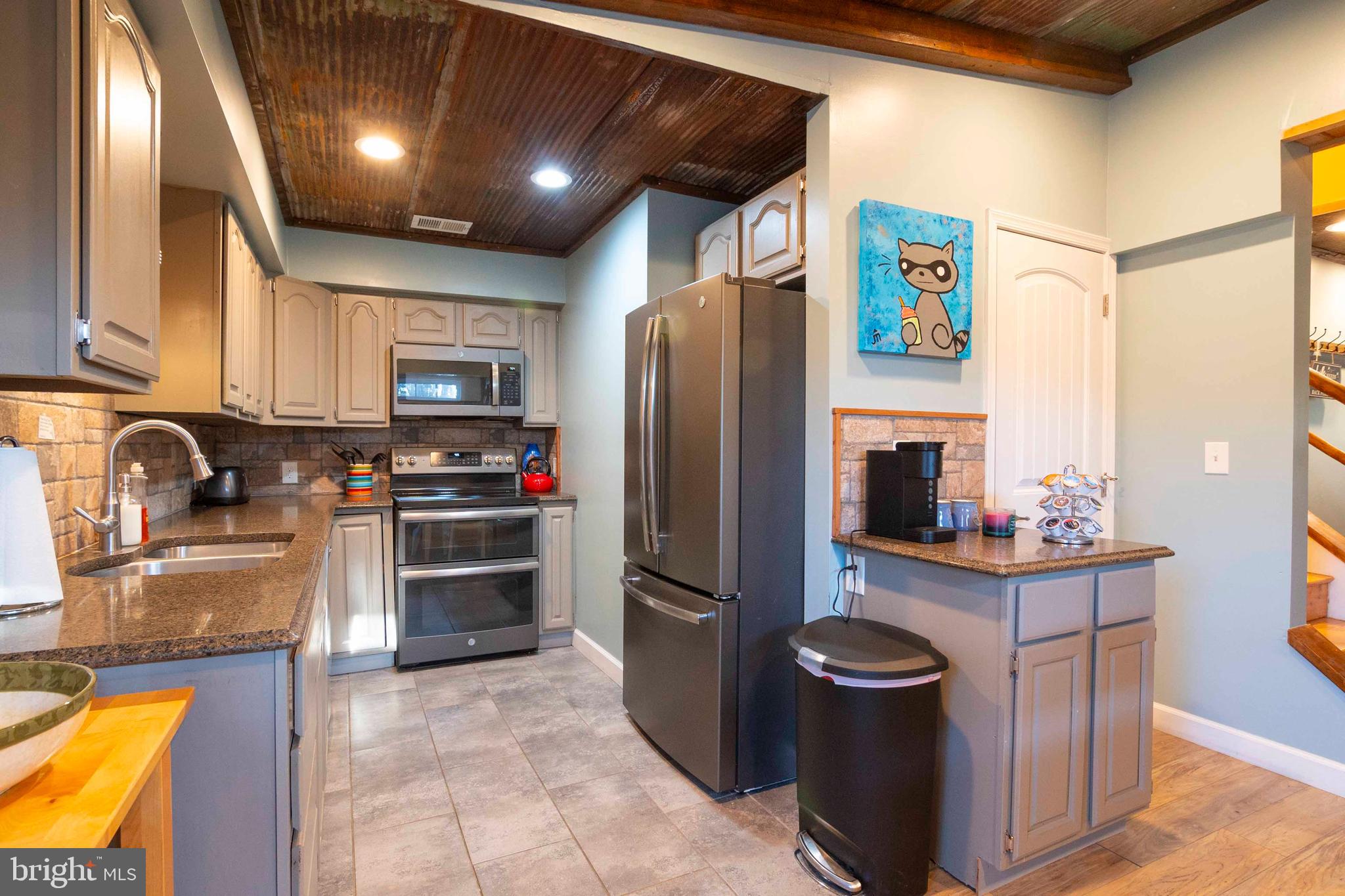 KEYES FERRY ACRES - Residential