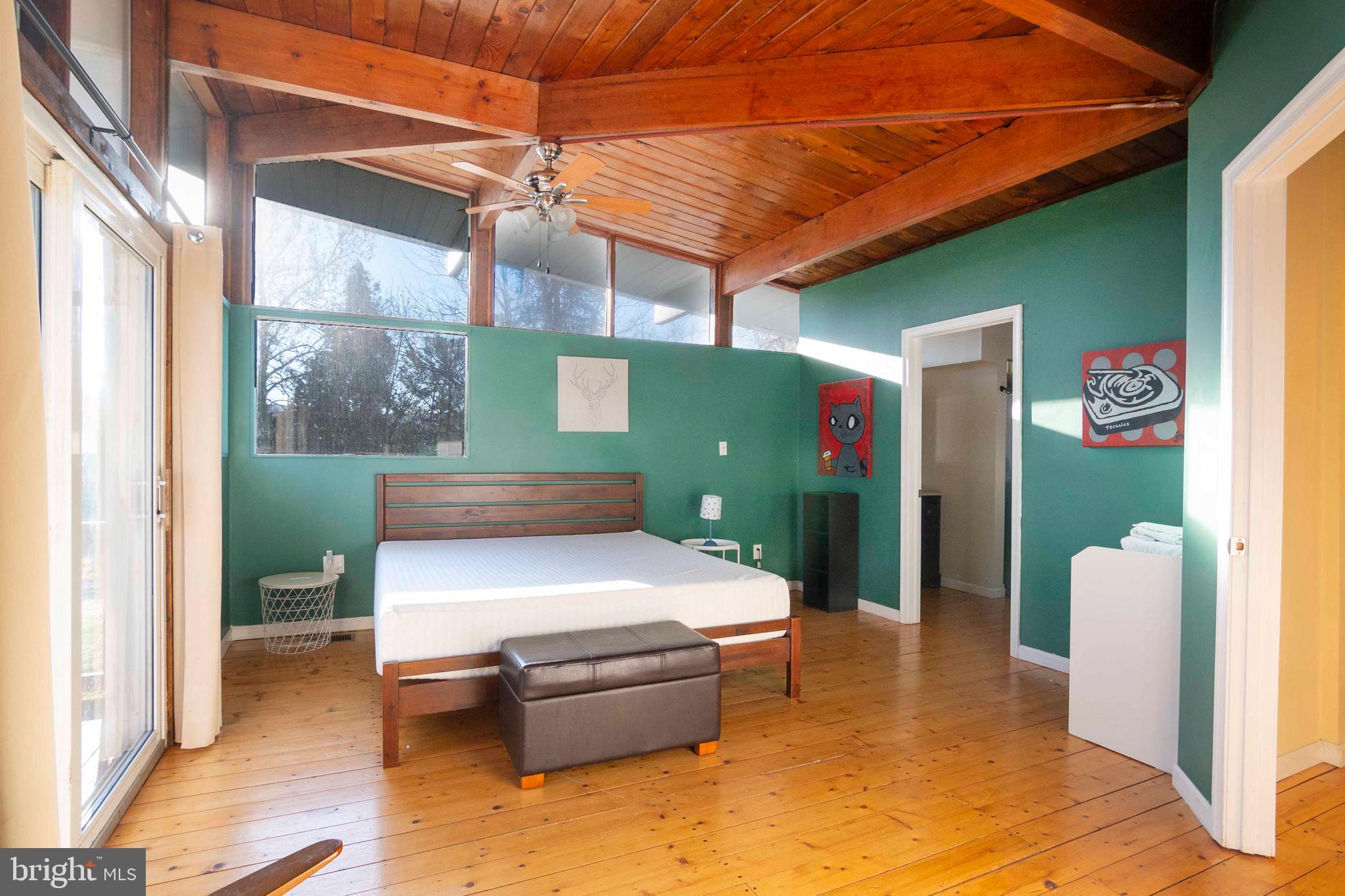 KEYES FERRY ACRES - Residential