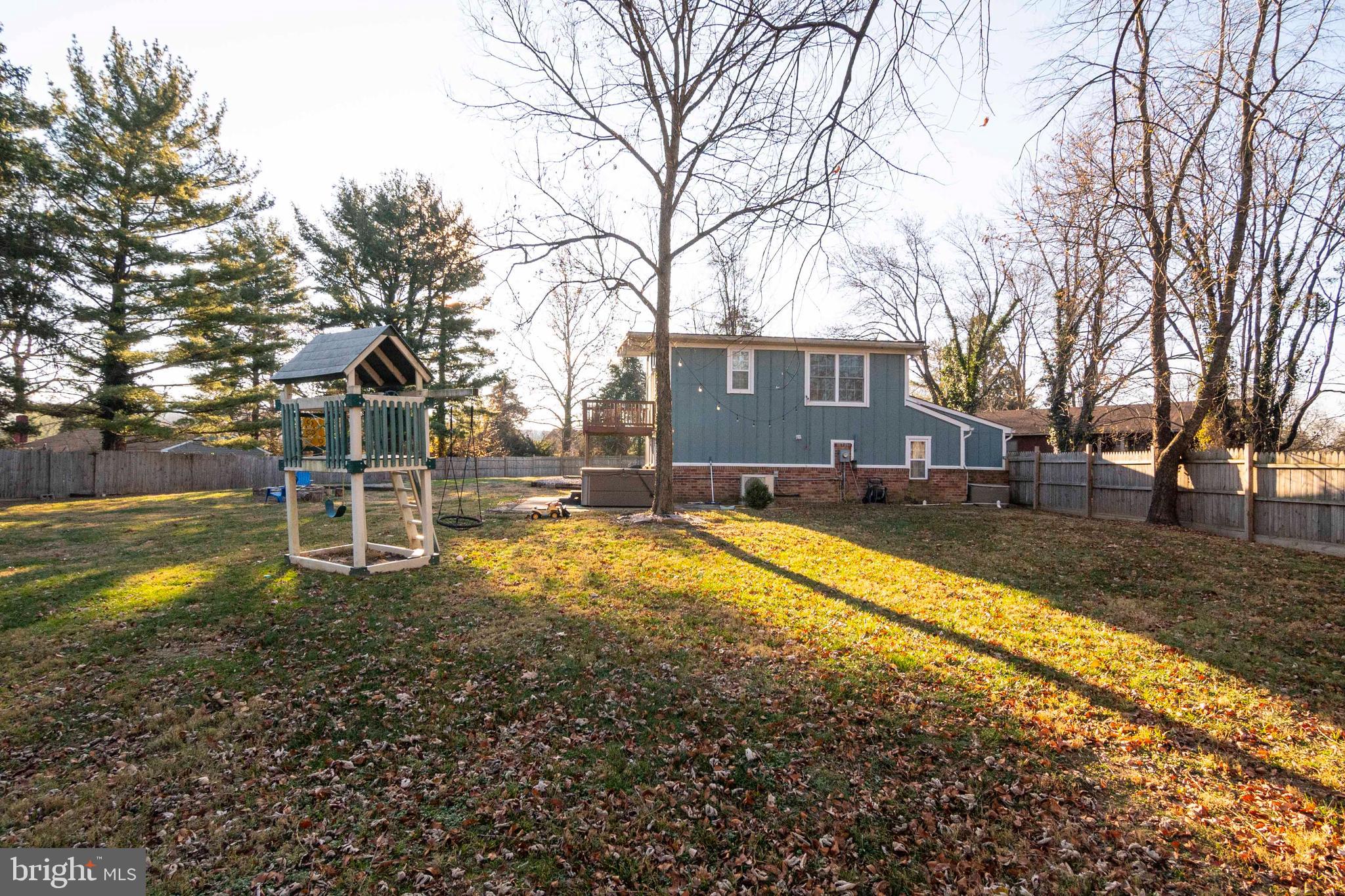 KEYES FERRY ACRES - Residential