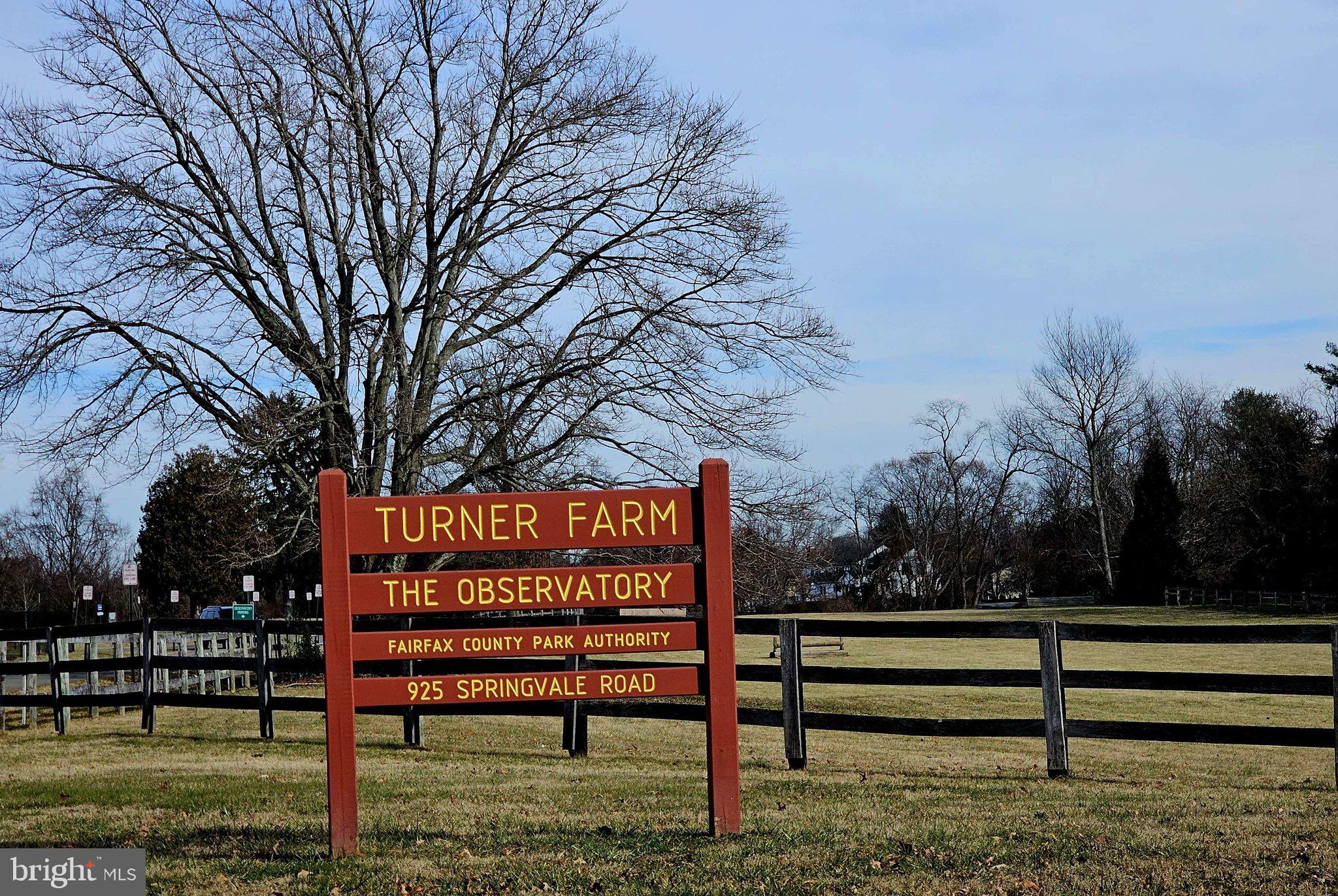 LEXINGTON ESTATES - Residential