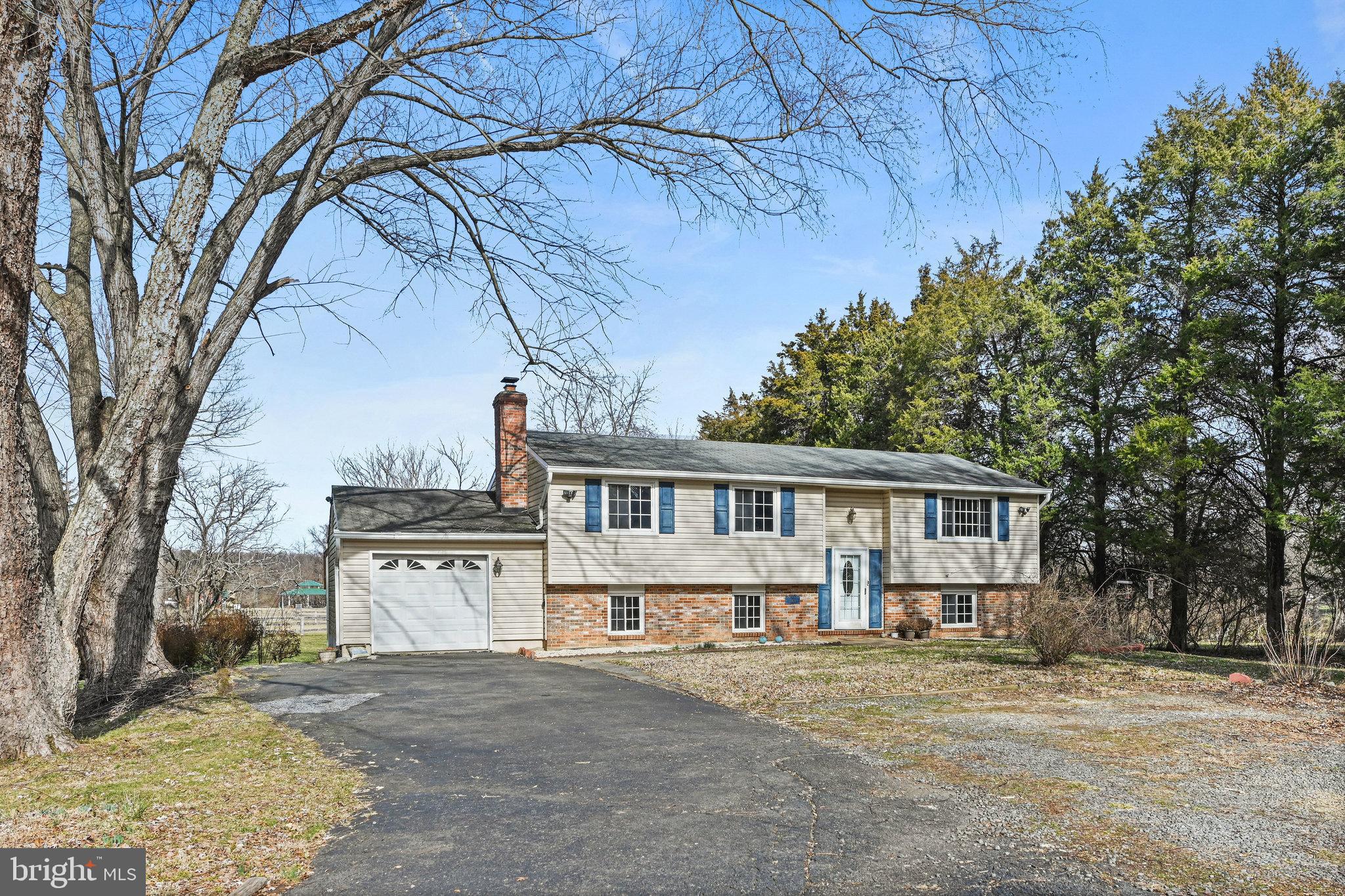 LEXINGTON ESTATES - Residential