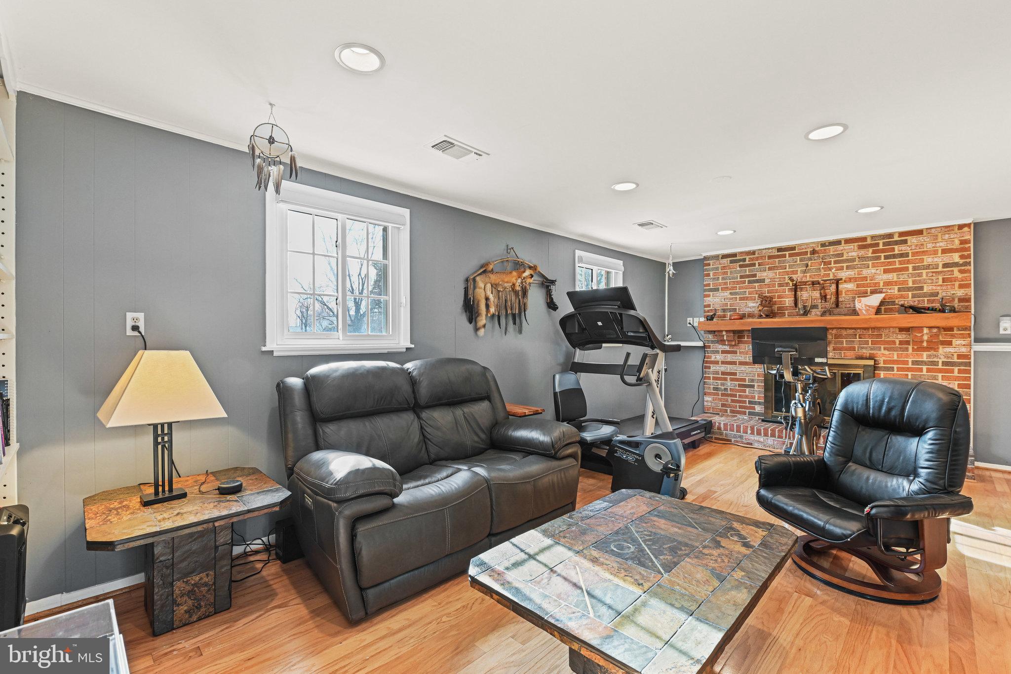 LEXINGTON ESTATES - Residential