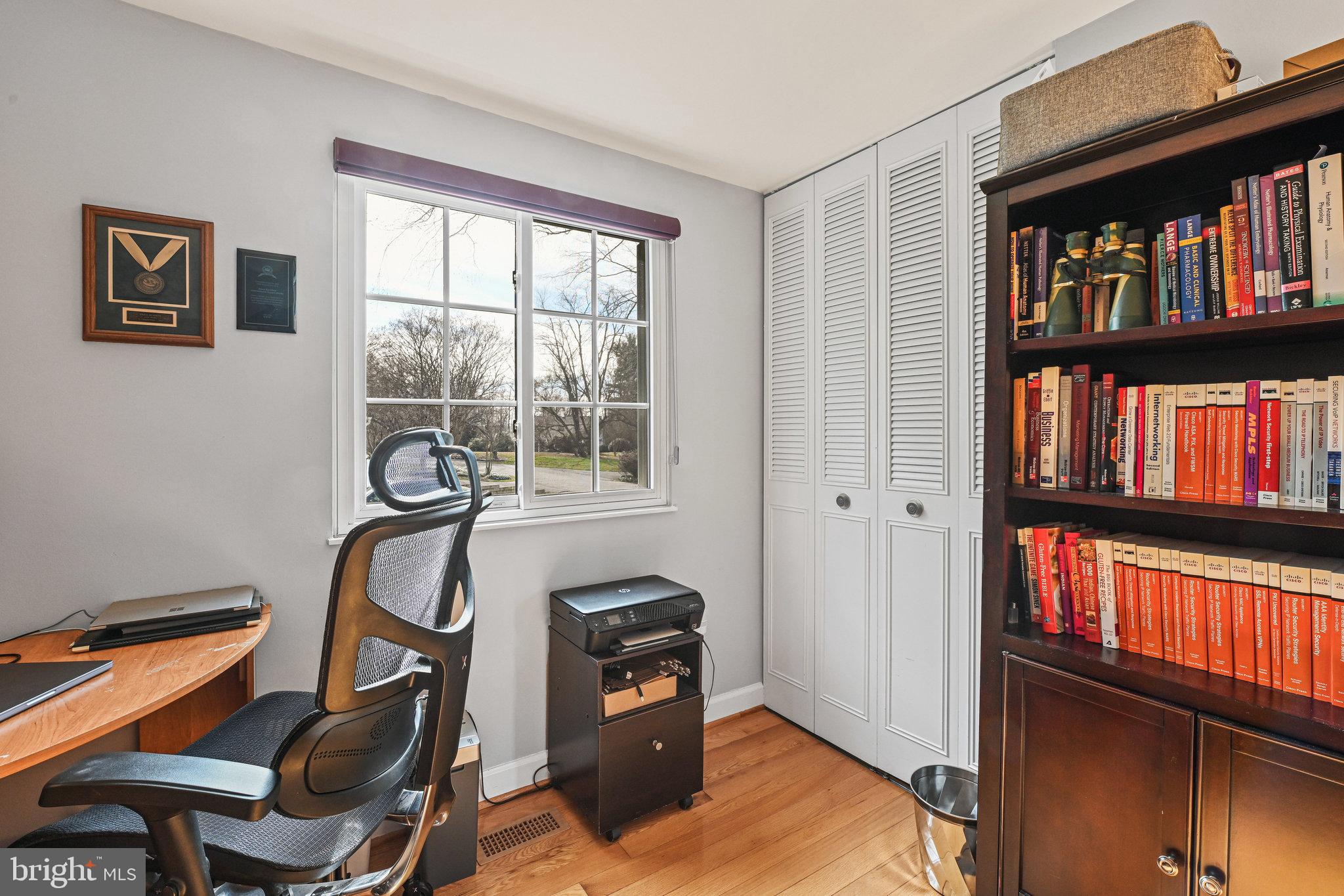 LEXINGTON ESTATES - Residential