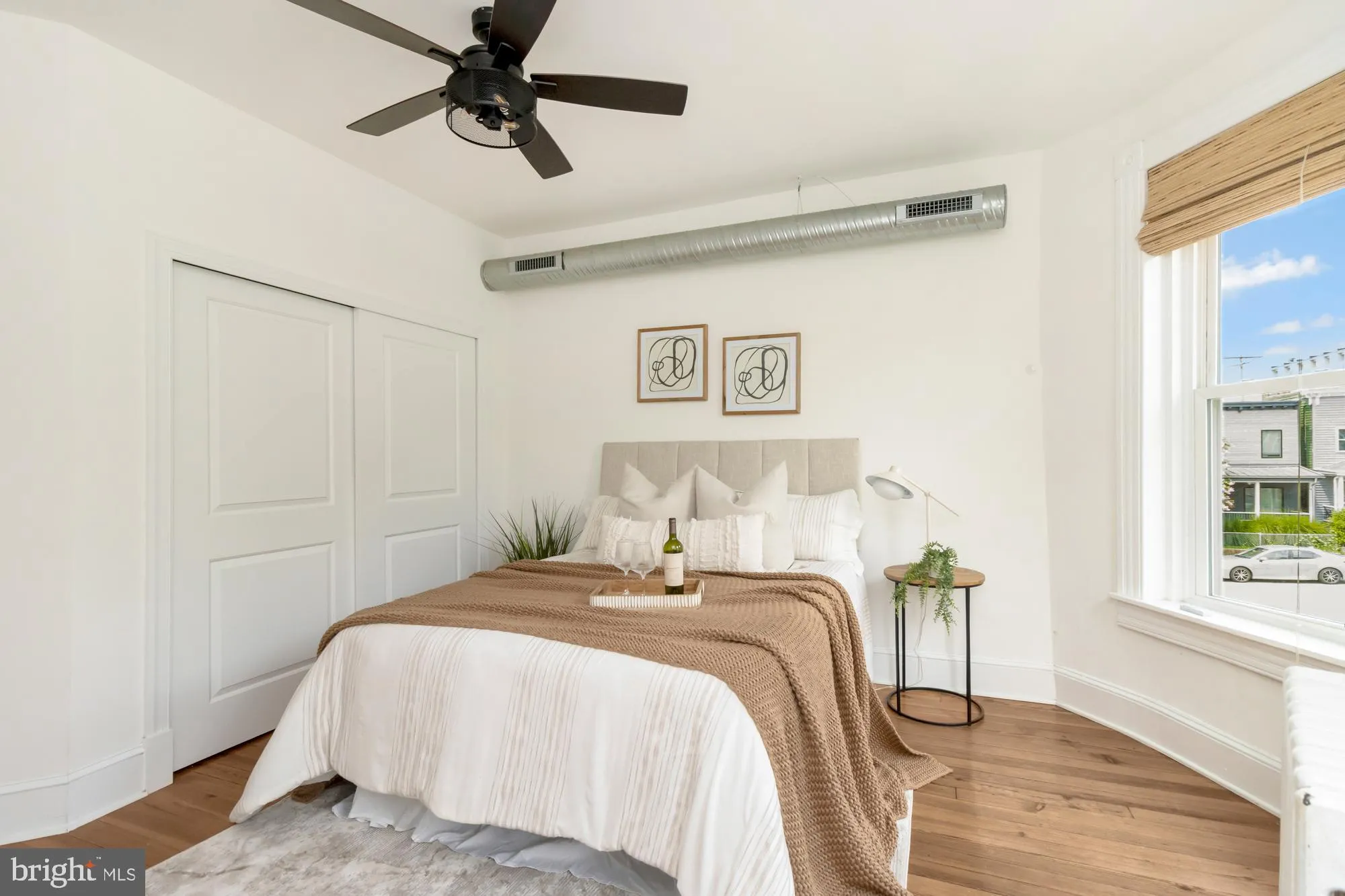 Baltimore, Maryland 21211, United States, 3 Bedrooms Bedrooms, ,1 BathroomBathrooms,Residential,Active,183552