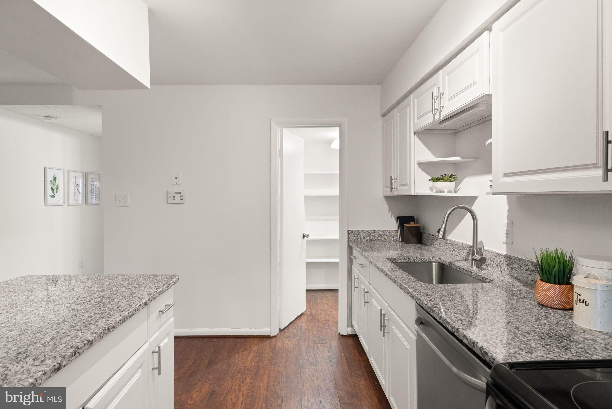 DALE CITY - Residential