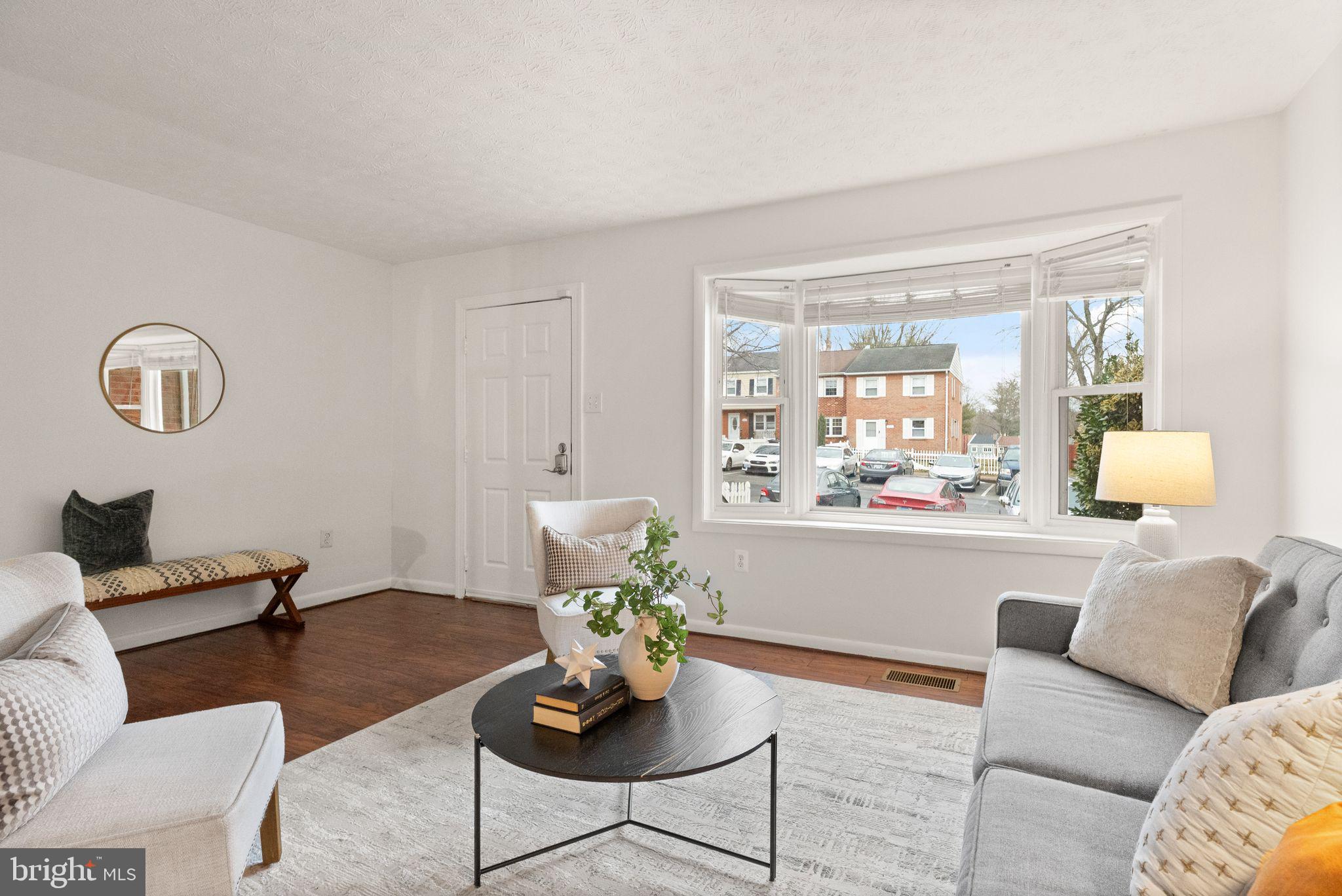 DALE CITY - Residential