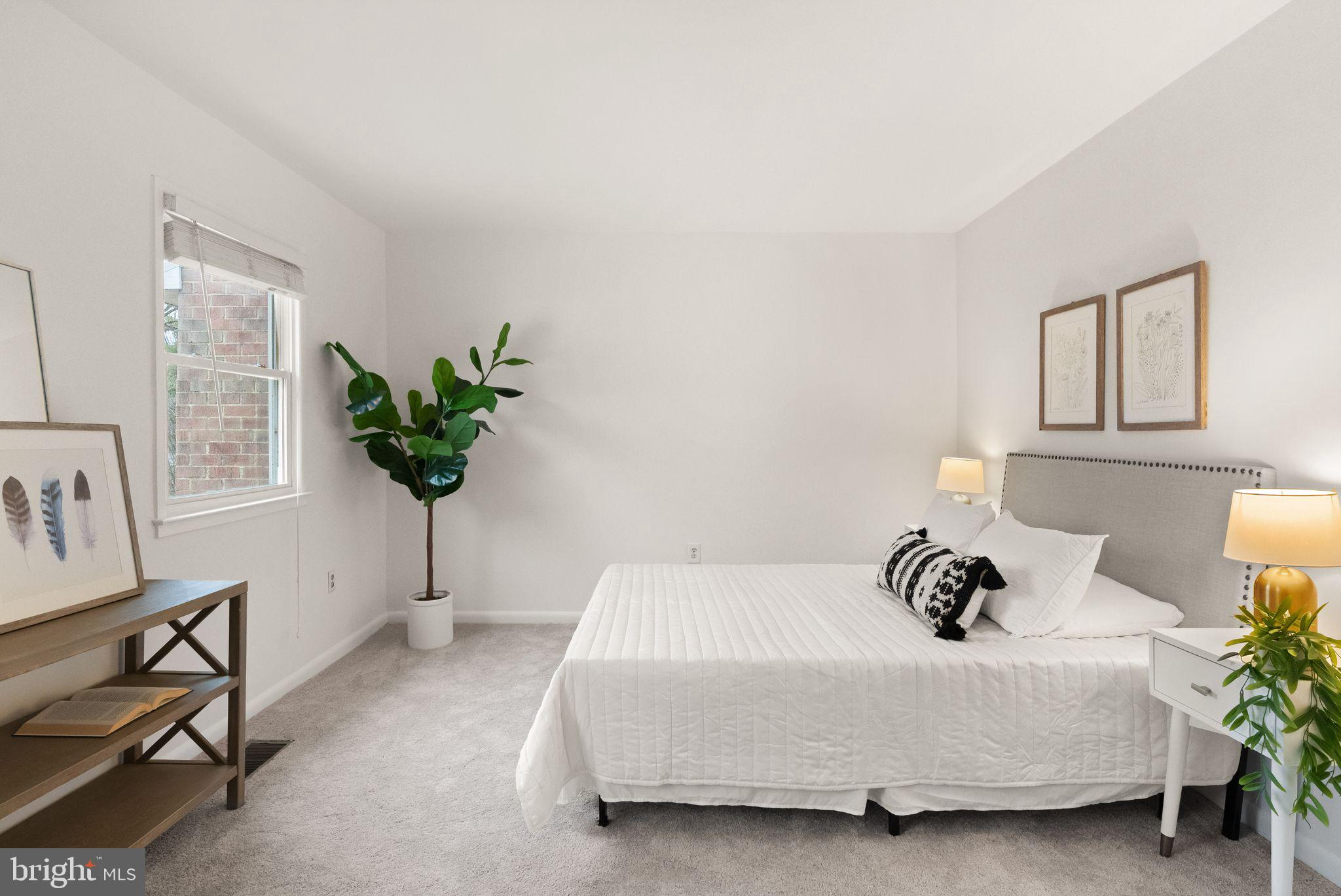 DALE CITY - Residential