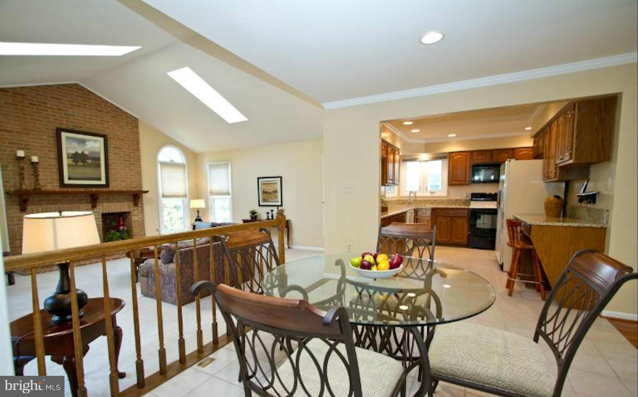 CHANTILLY HIGHLANDS - Residential Lease