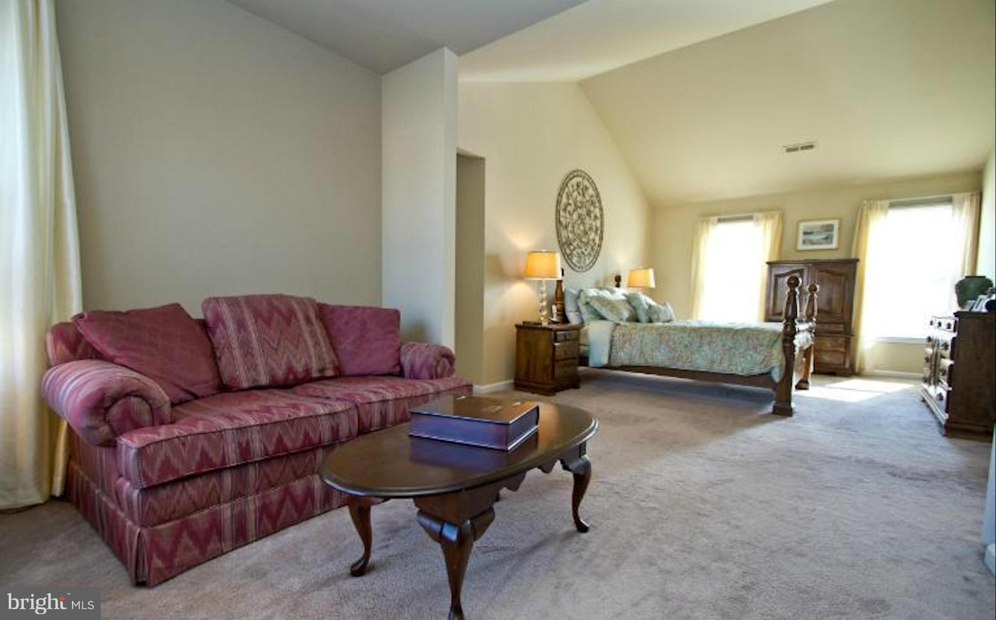 CHANTILLY HIGHLANDS - Residential Lease