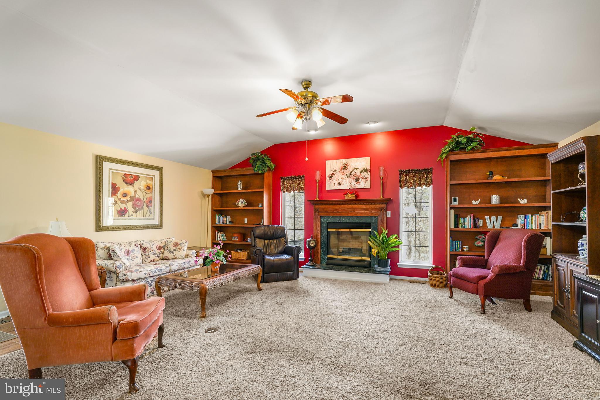 WASHINGTON WOODS - Residential