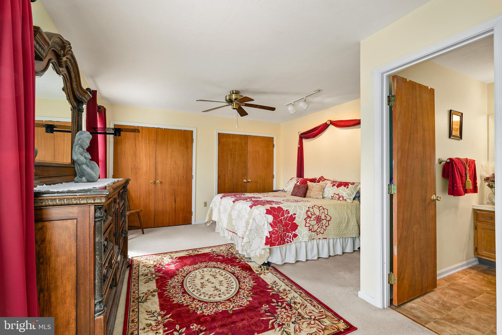 WASHINGTON WOODS - Residential