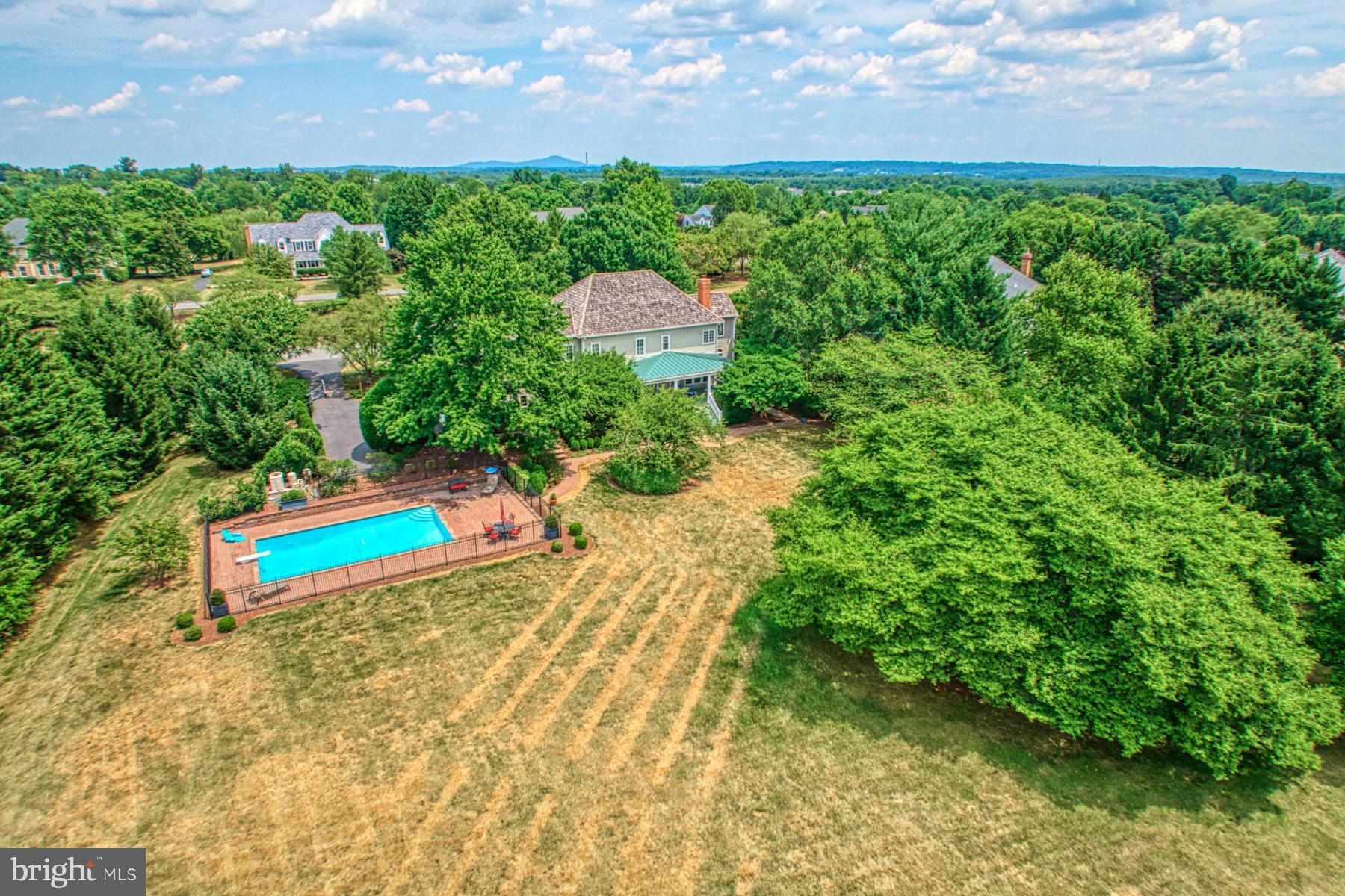 RASPBERRY FALLS - Residential