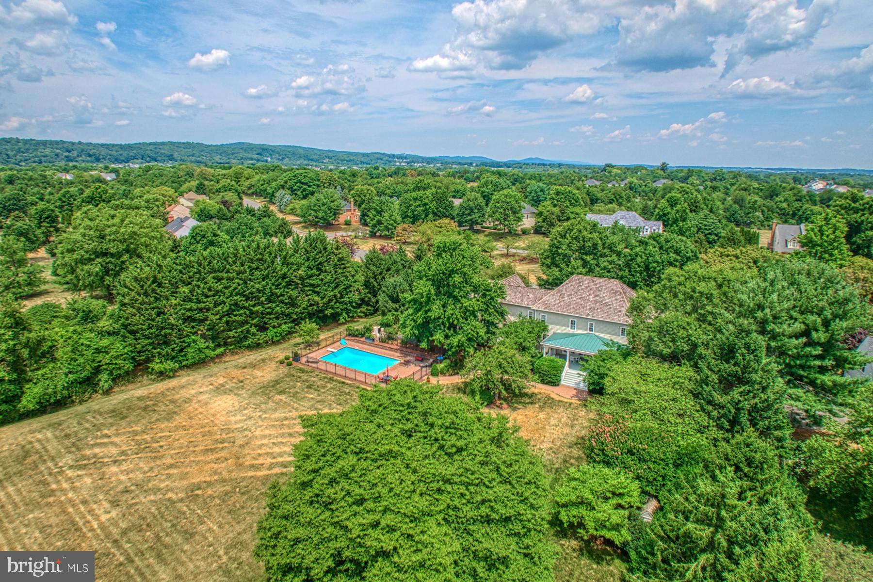 RASPBERRY FALLS - Residential