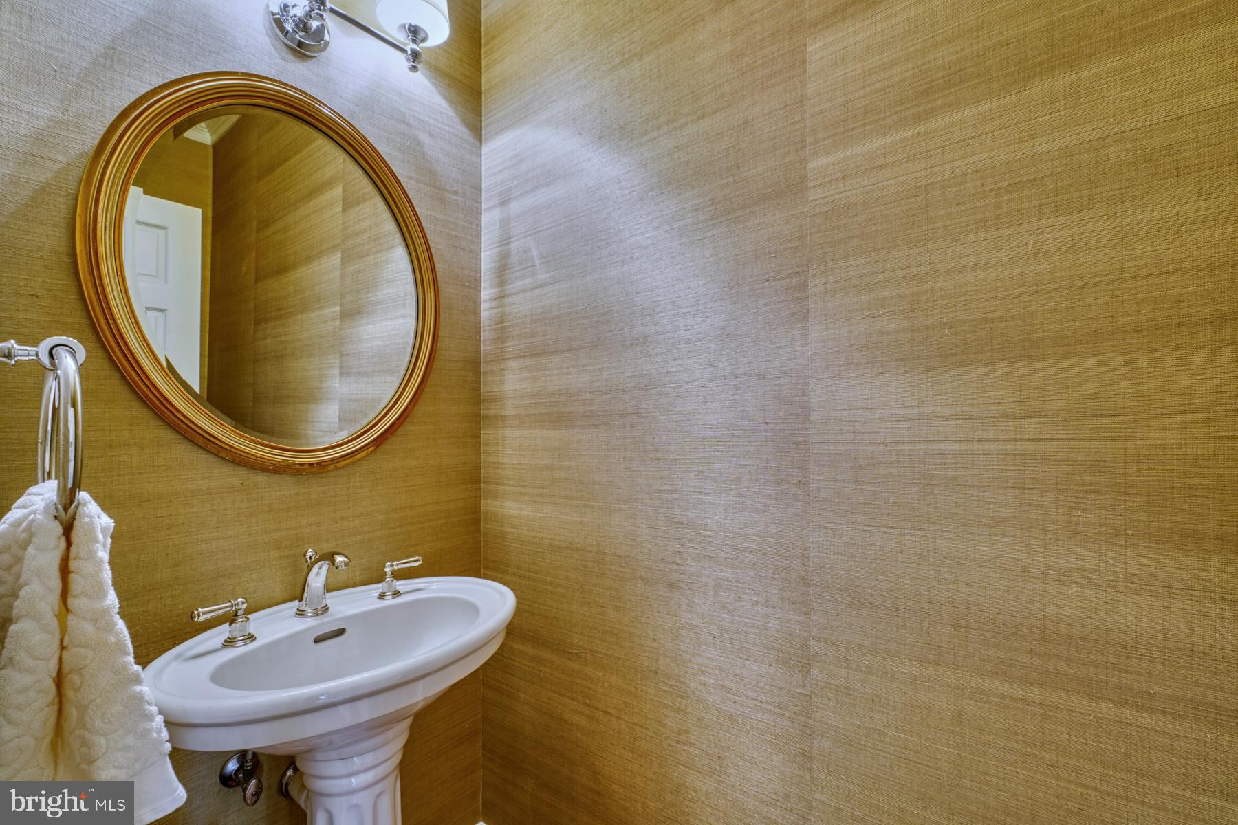 RASPBERRY FALLS - Residential