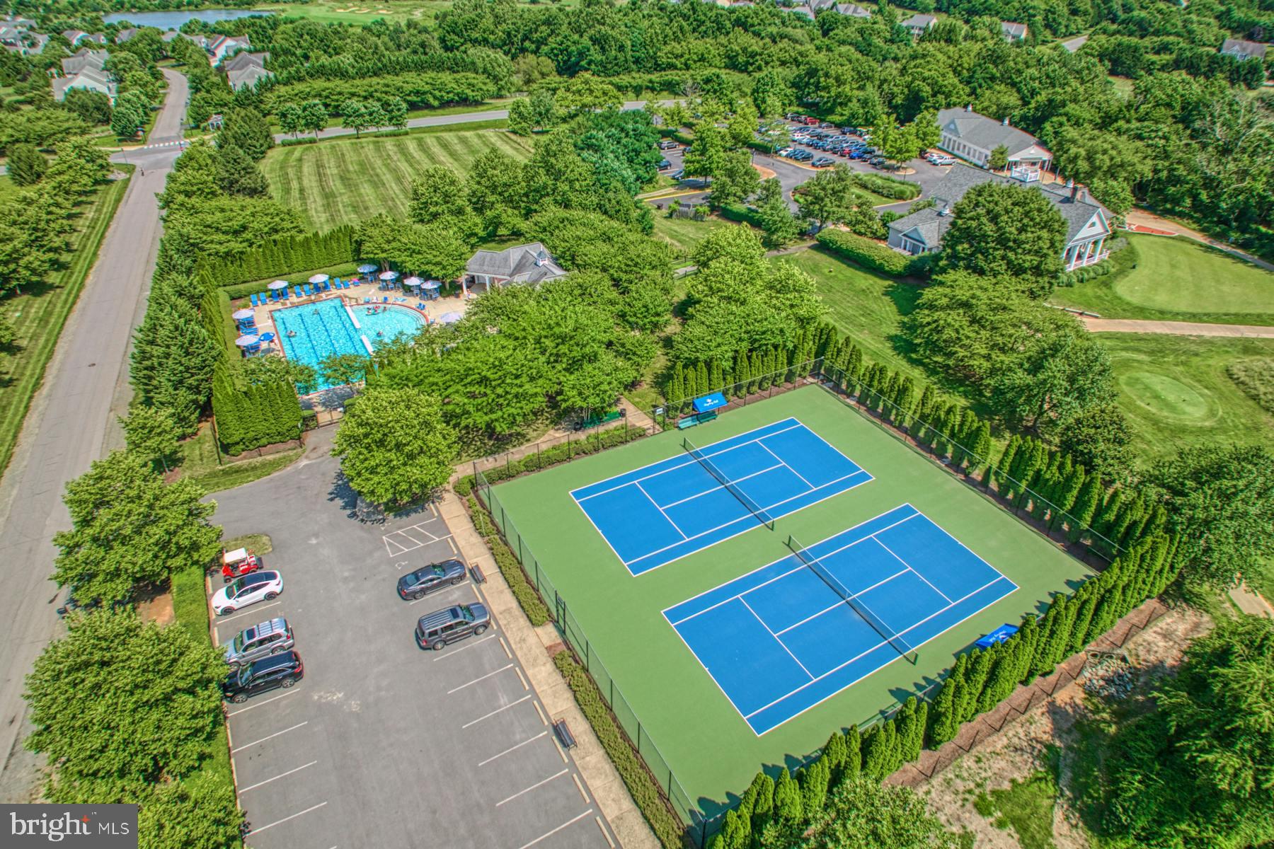 RASPBERRY FALLS - Residential