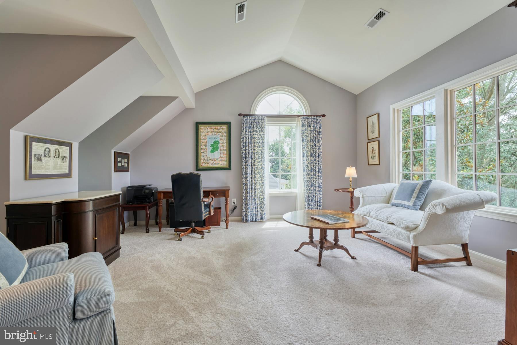 RASPBERRY FALLS - Residential