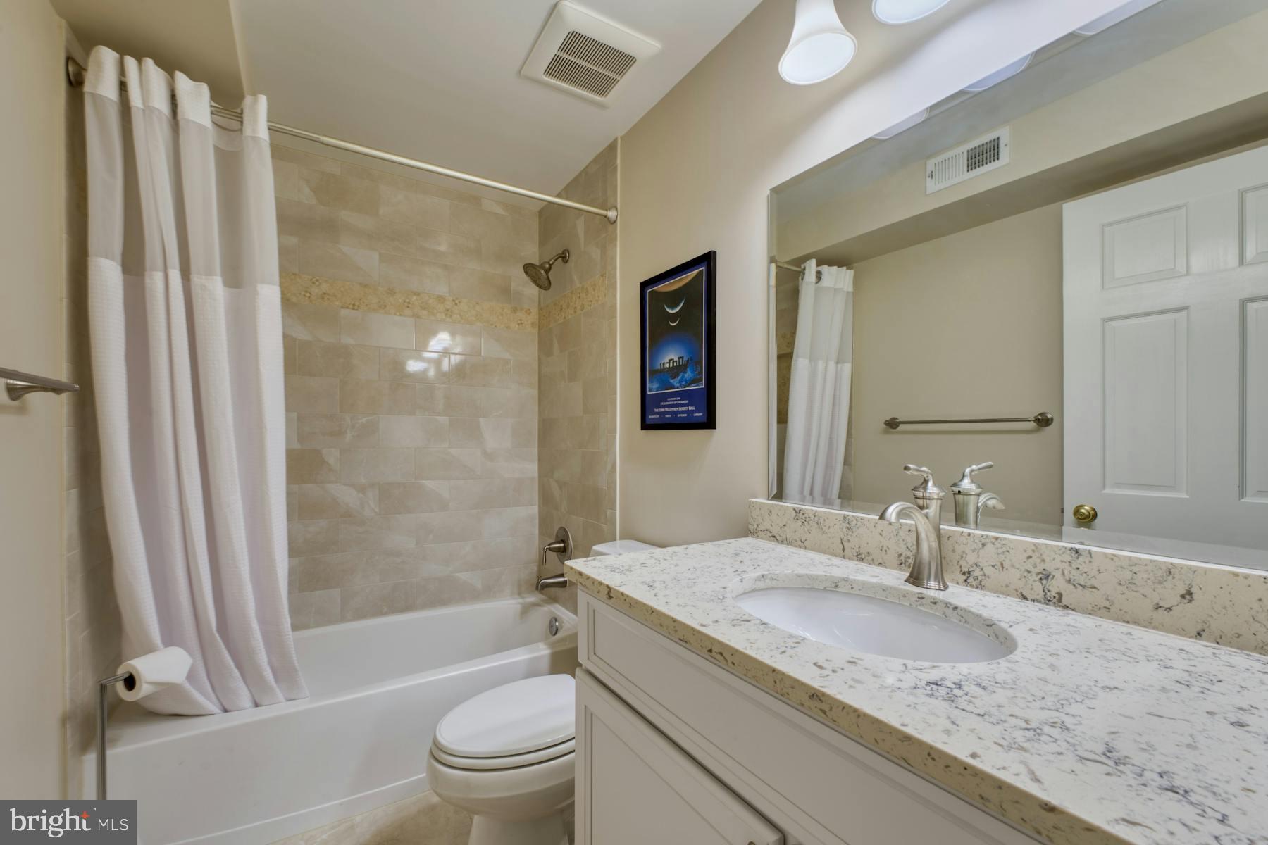 RASPBERRY FALLS - Residential