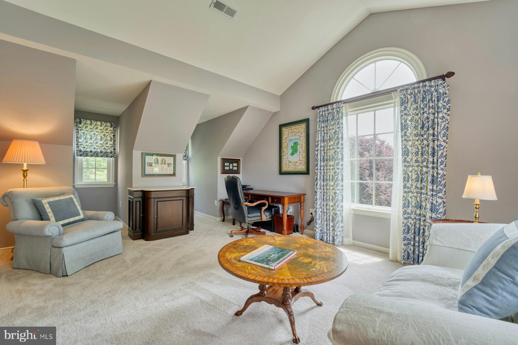 RASPBERRY FALLS - Residential