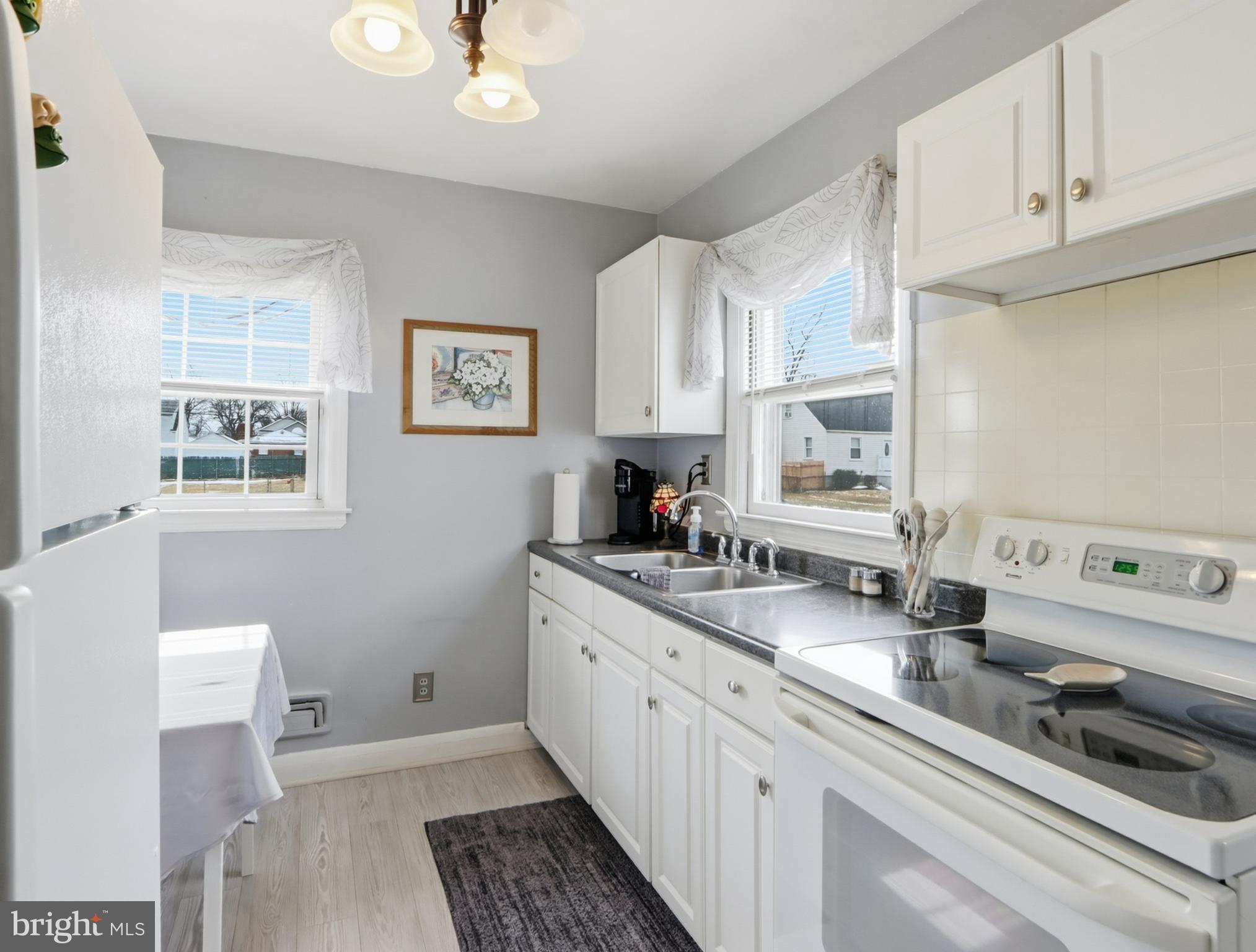 BALTIMORE HIGHLANDS - Residential