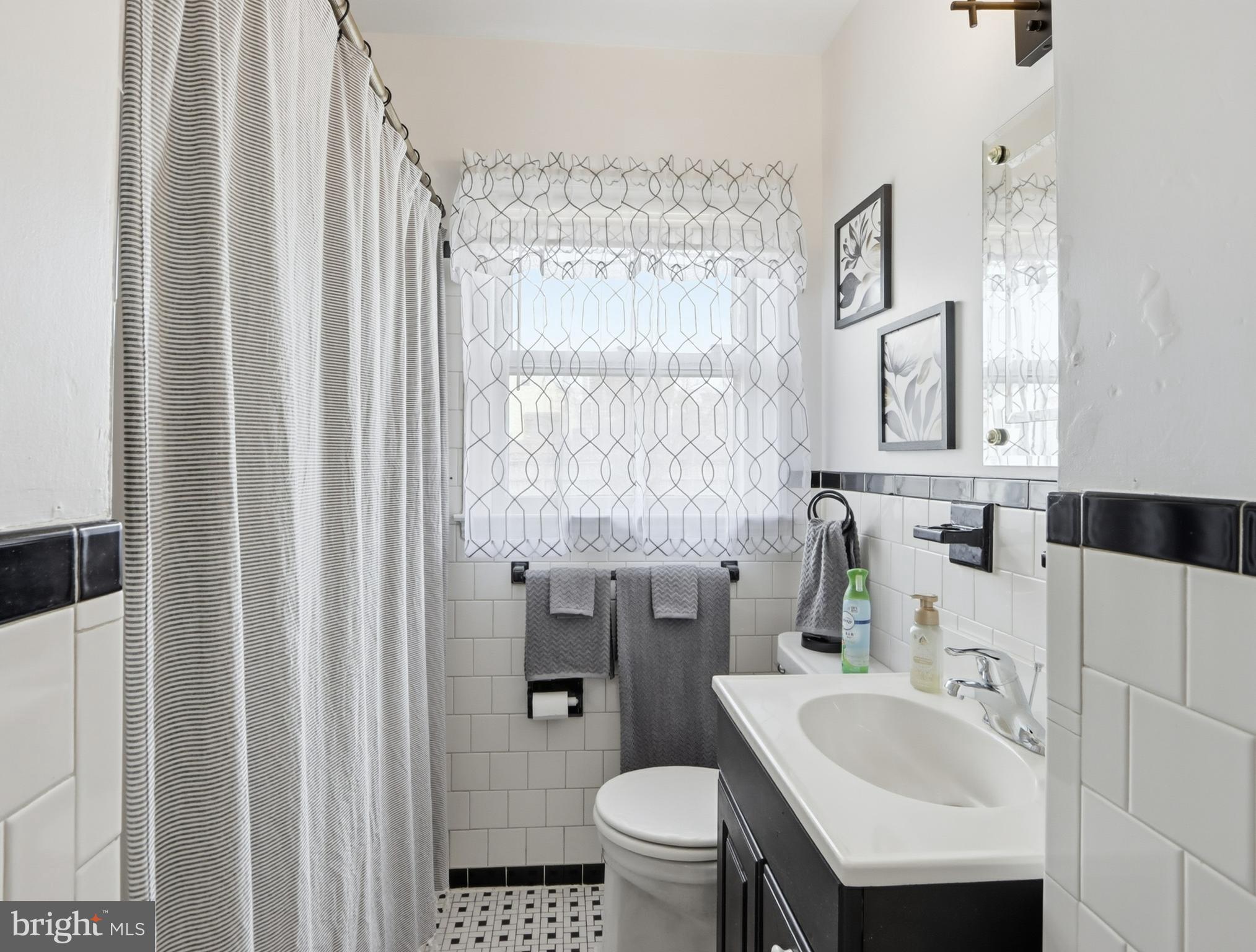 BALTIMORE HIGHLANDS - Residential