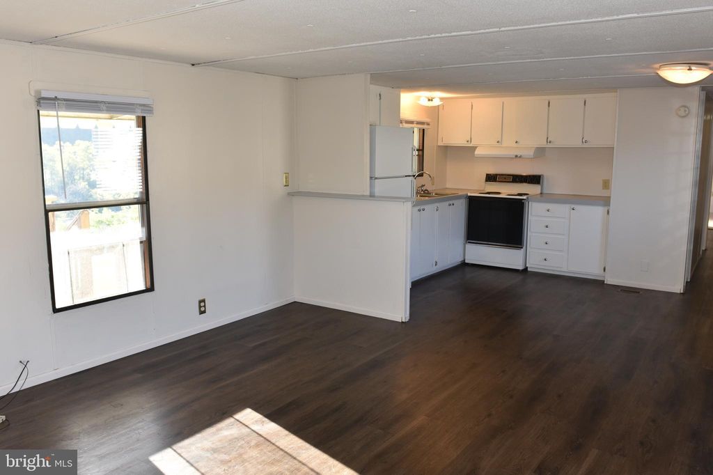 Photo of 210 Horseshoe Dr, WARFORDSBURG, PA 17267 (MLS # PAFU2001778)