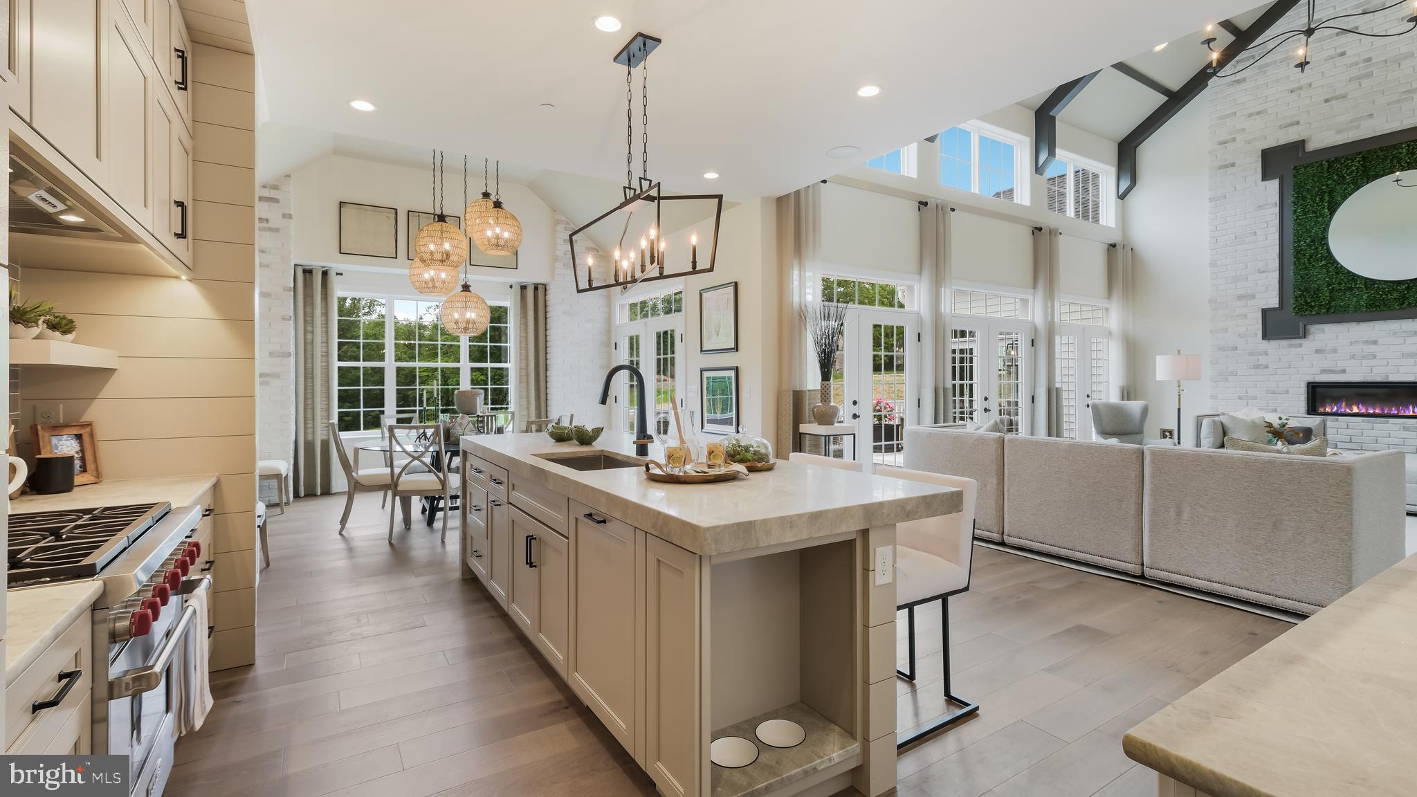 SQUIRES RIDGE - Residential