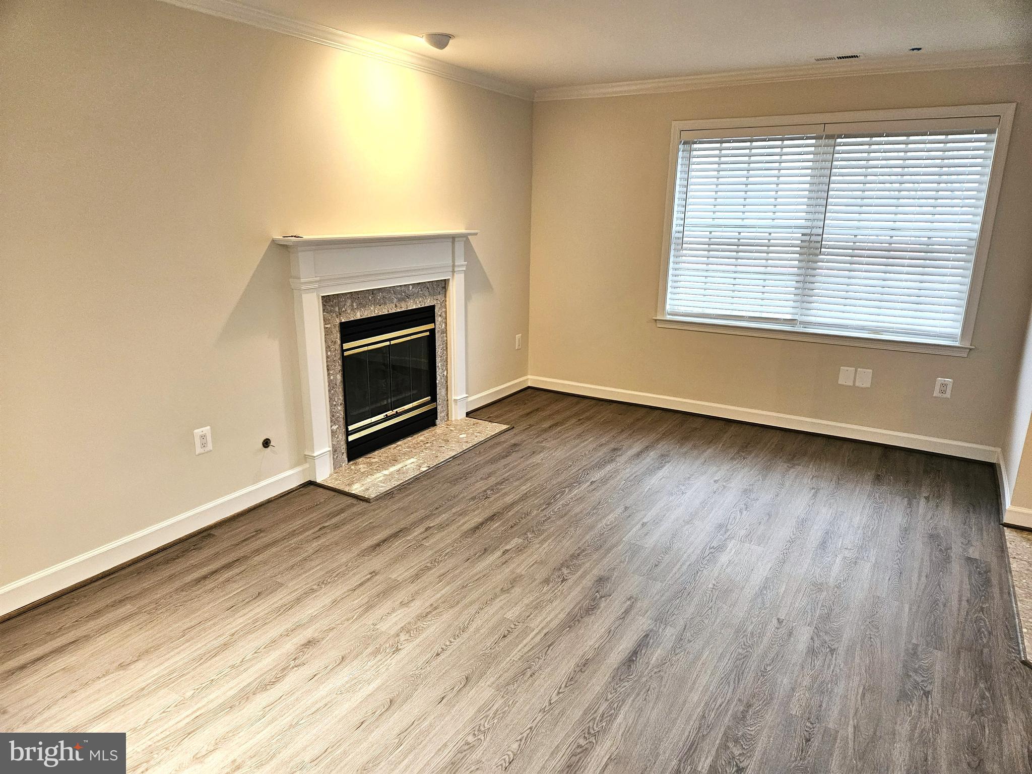 6908 FAIRFAX DRIVE 300