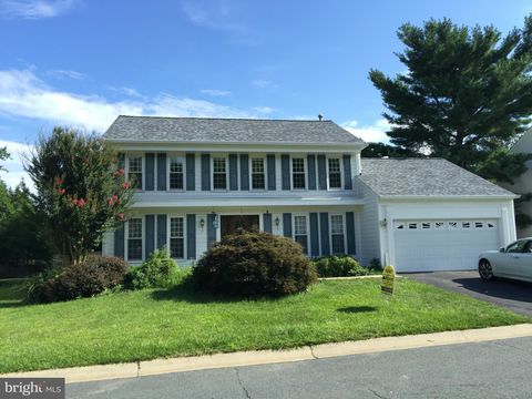 25 BEAUVOIR COURT DERWOOD MD 20855