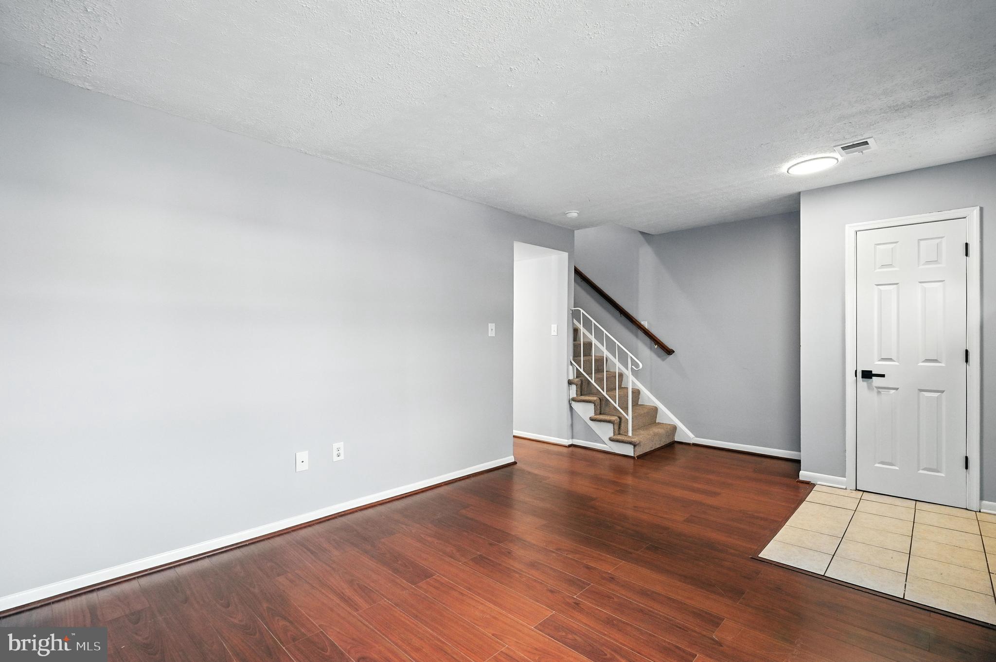 WILLIAMSTOWN - Residential