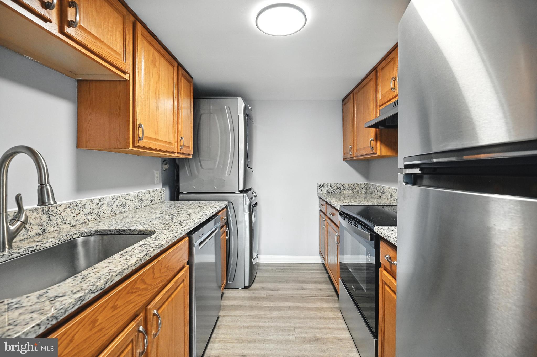 WILLIAMSTOWN - Residential