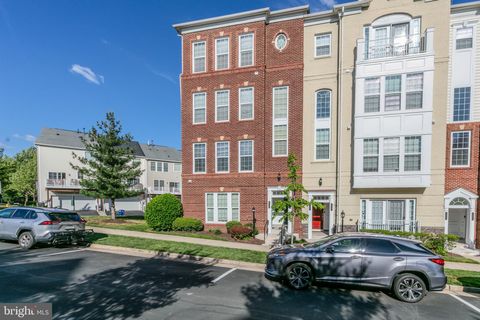 Photo of 14501 Barkham Drive, WOODBRIDGE, VA 22191 (MLS # VAPW2116934)