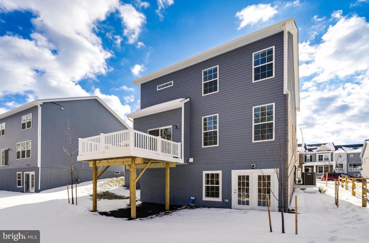 WESTPHALIA TOWN CENTER - Residential Lease