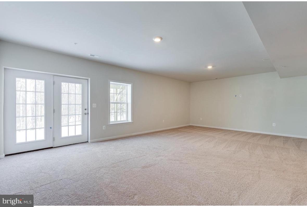 WESTPHALIA TOWN CENTER - Residential Lease