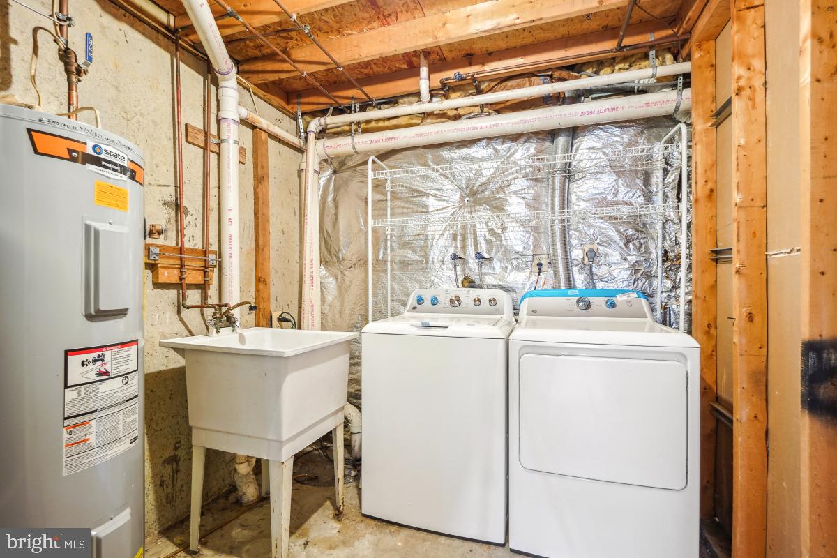 BOWLING BROOK FARMS - Residential