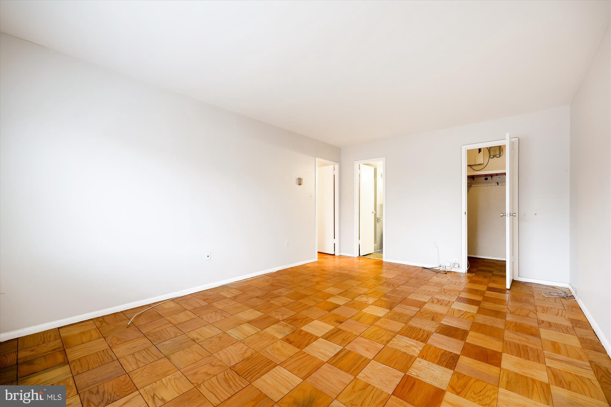 UNIVERSITY TOWERS CODM - Residential