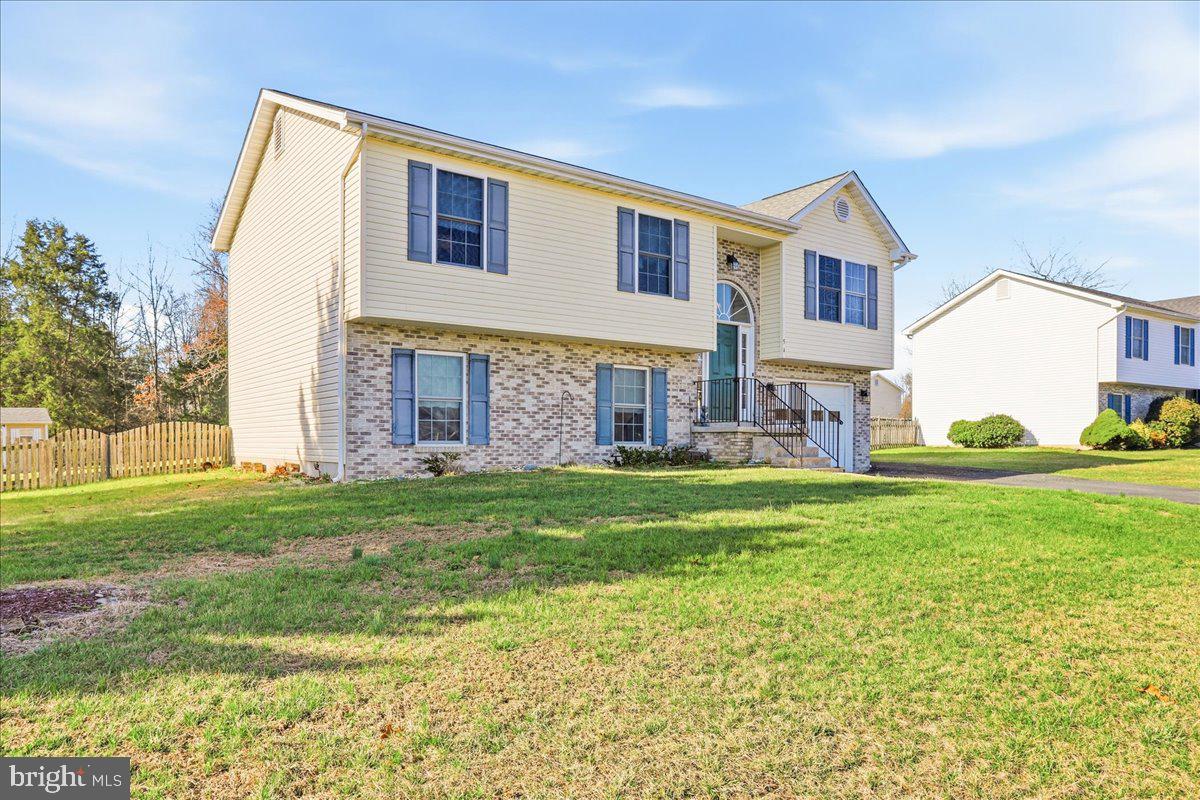 CAMERON ACRES - Residential