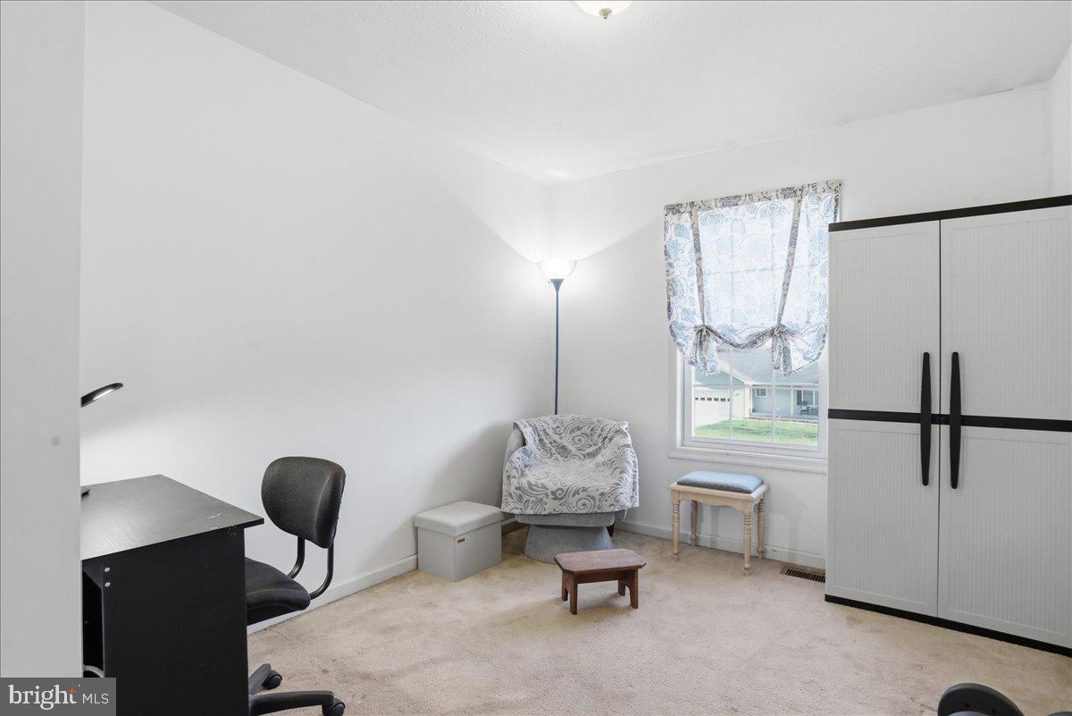 CAMERON ACRES - Residential