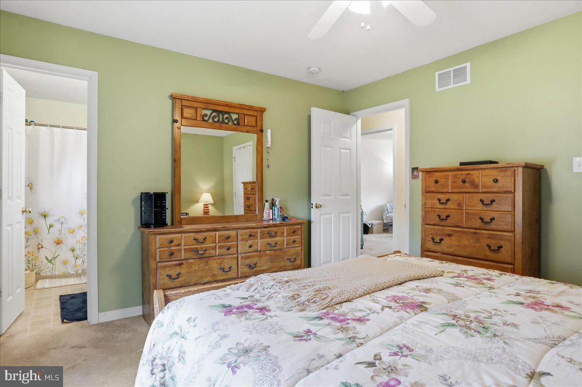 CAMERON ACRES - Residential