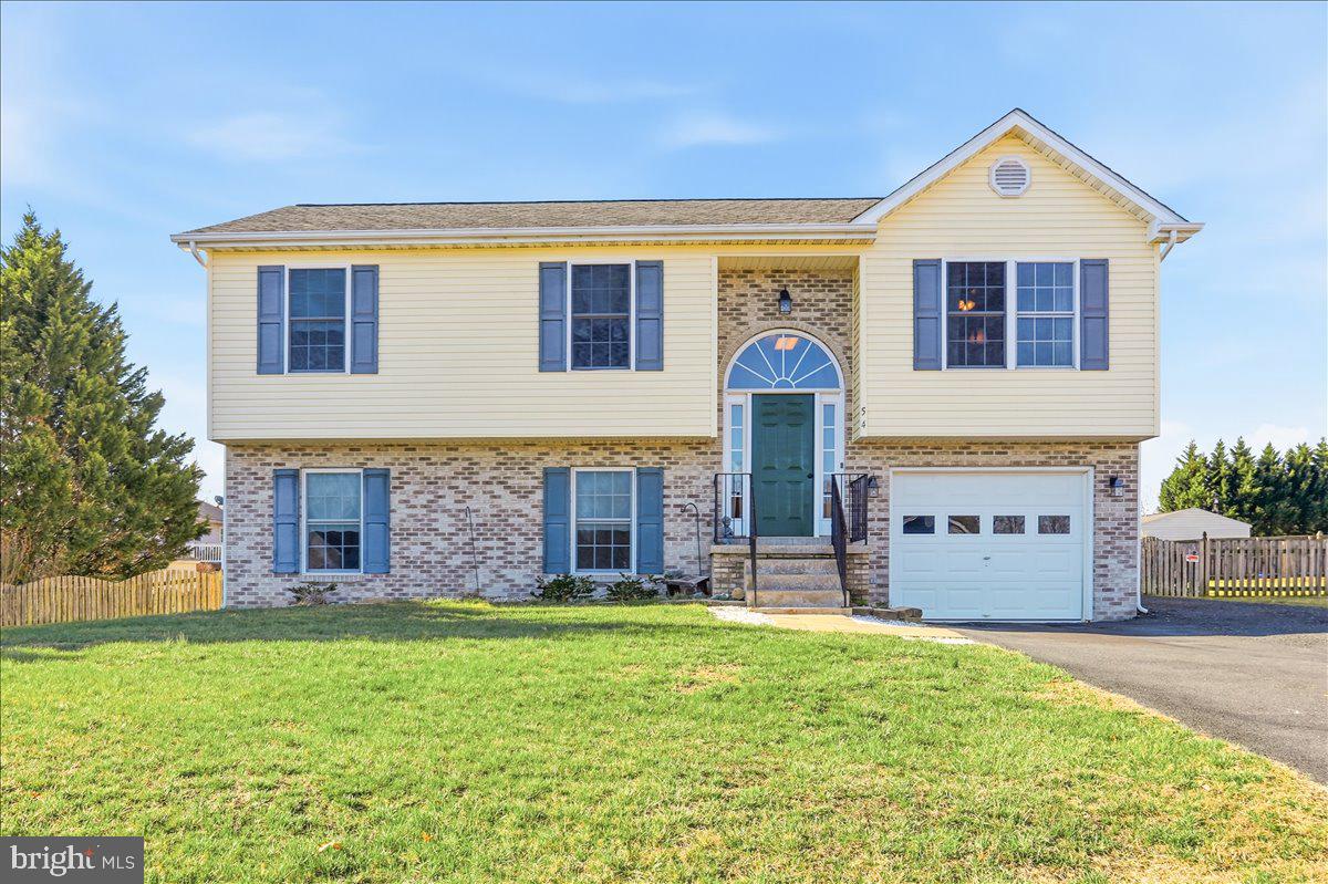 CAMERON ACRES - Residential