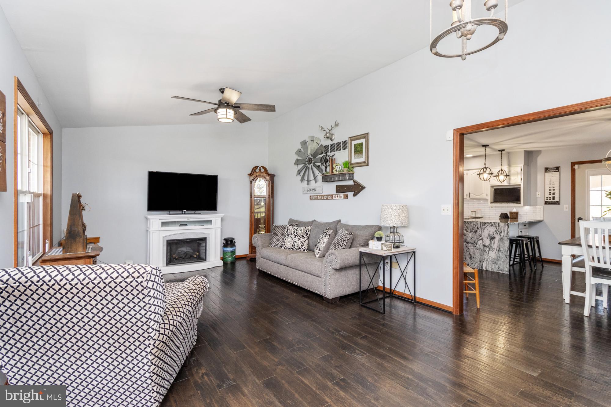 UNIONTOWN - Residential