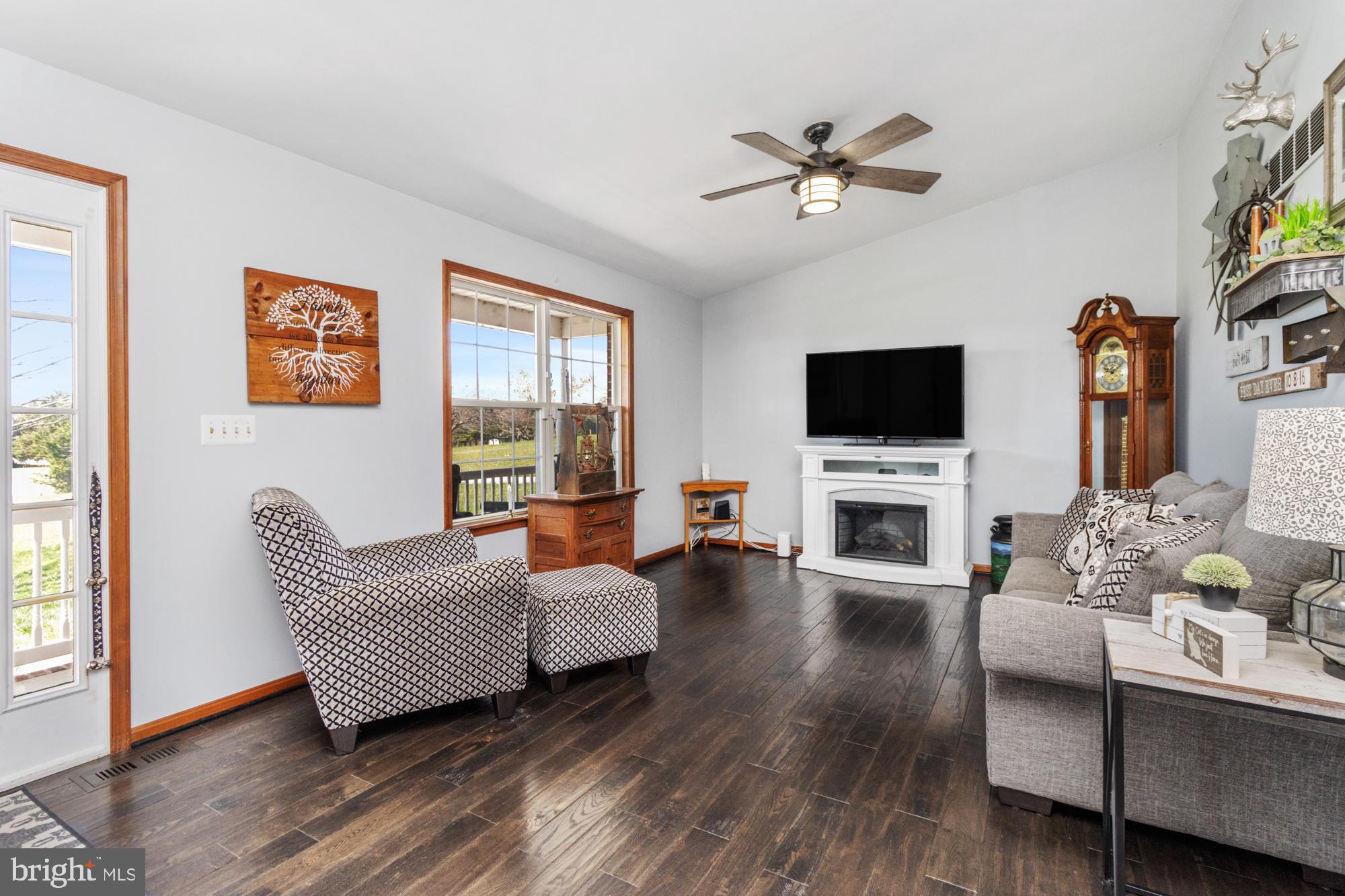 UNIONTOWN - Residential