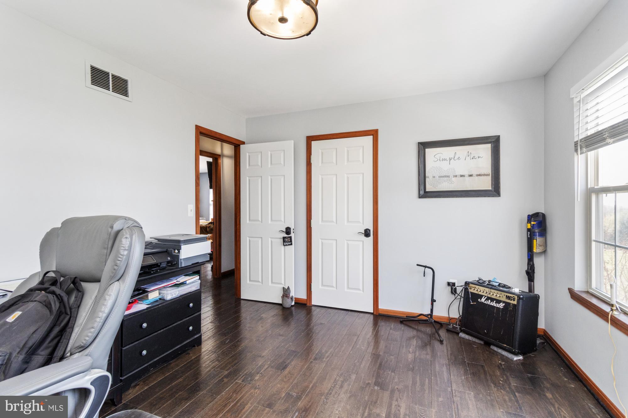 UNIONTOWN - Residential