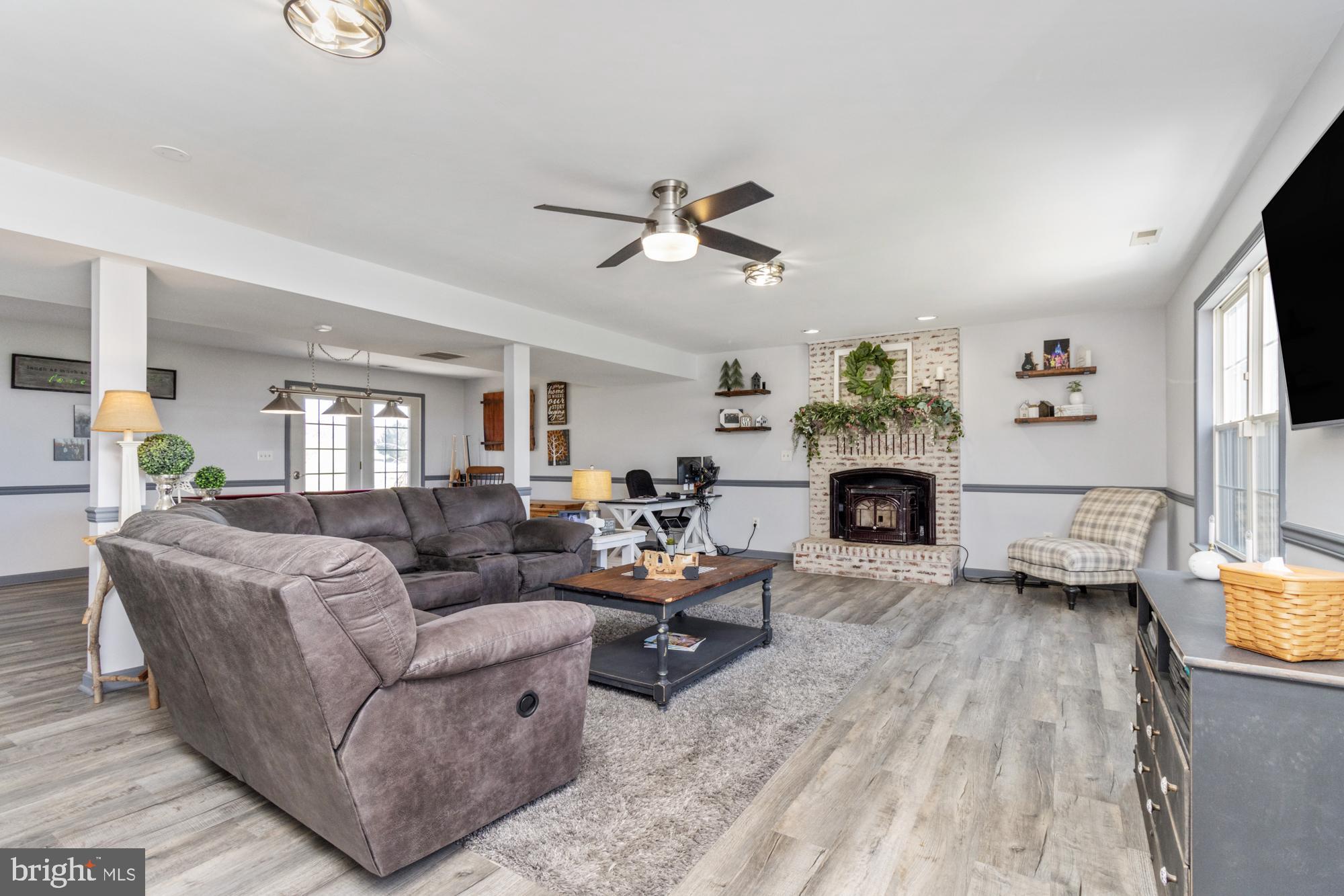 UNIONTOWN - Residential