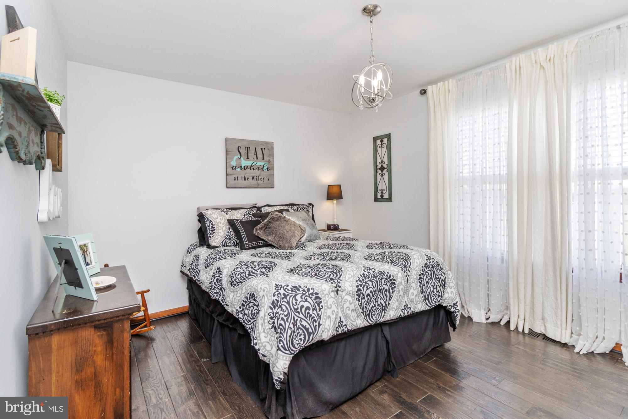 UNIONTOWN - Residential