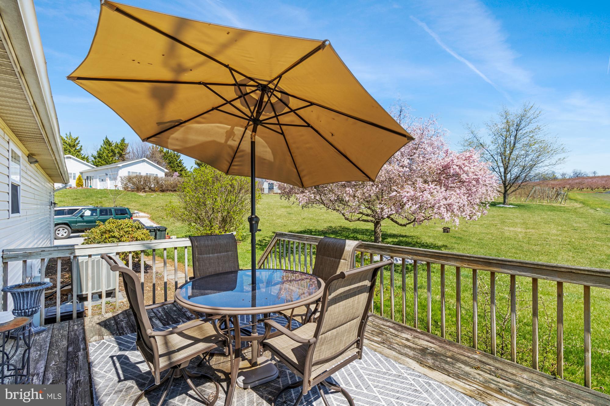 UNIONTOWN - Residential