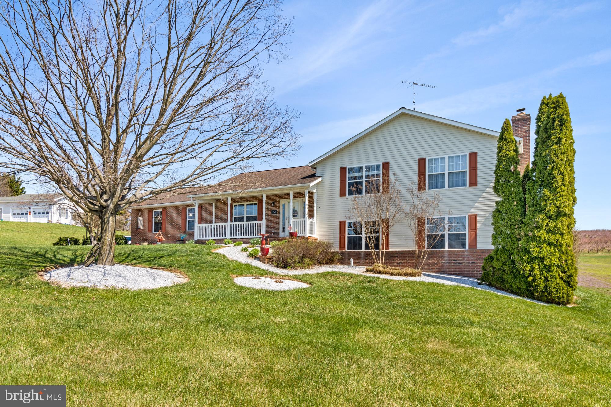 UNIONTOWN - Residential