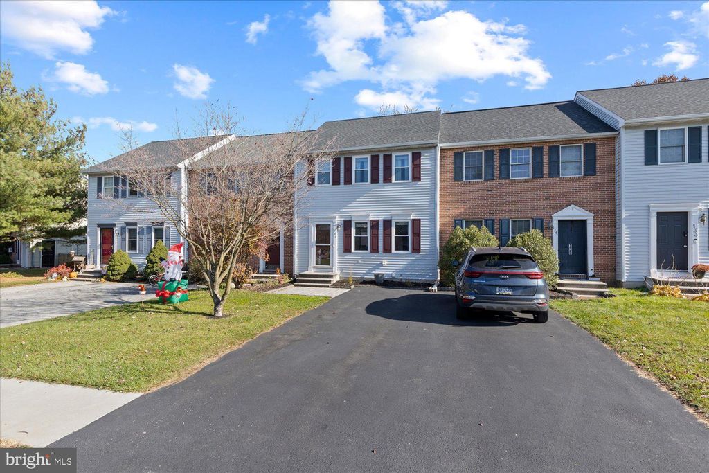 Photo of 137 Sherfield Court, Elizabethtown, PA 17022 (MLS # PALA2043424)