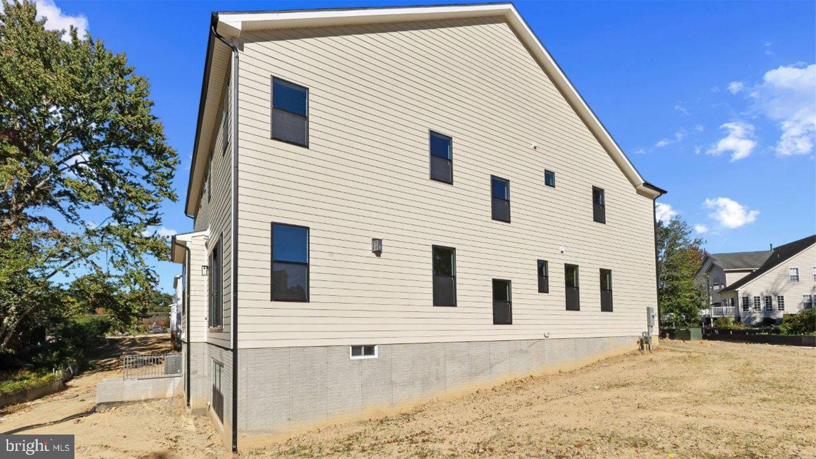 8276 COLLING MANOR COURT